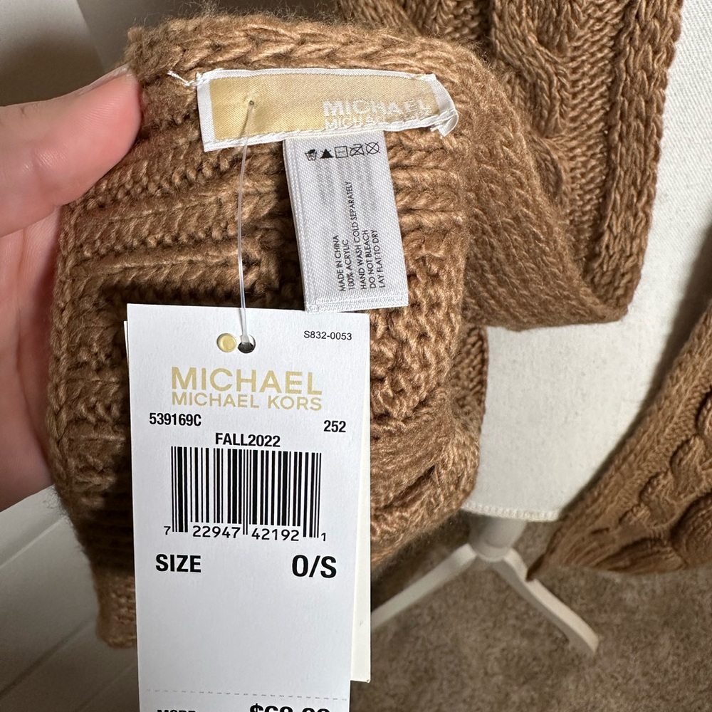 NWT MICHAEL Michael Kors Cable Knit Tan Scarf & Hat Set - Picture 5 of 8
